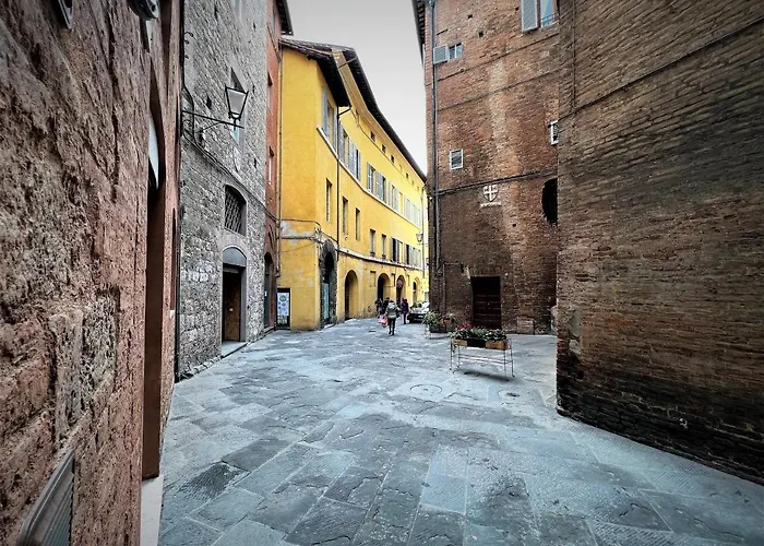 Apartment Kami-central Beautiful Over The Roofs Siena