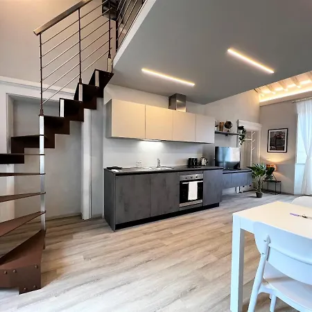 Kami-central Beautiful Over The Roofs Апартаменты *